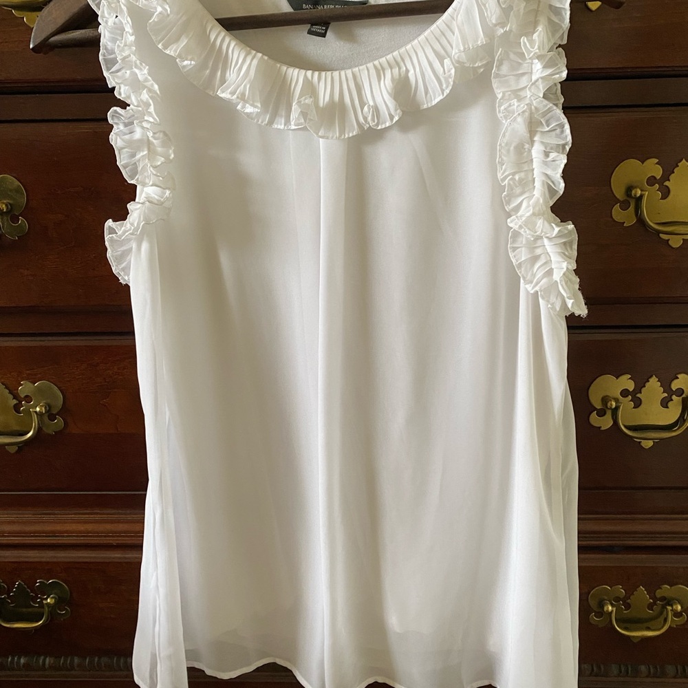 Banana Republic Elegant White Ruffle Sleeveless Top